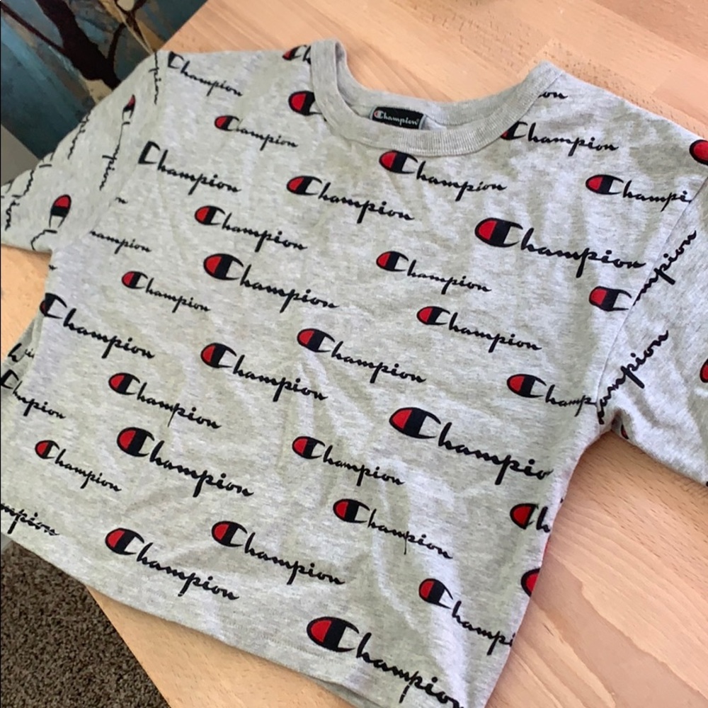 Champion short sleeve shirt